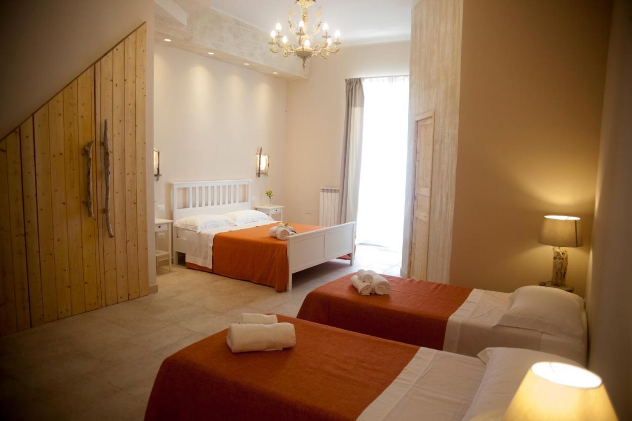 3 Archi B&B Trani Exteriör bild